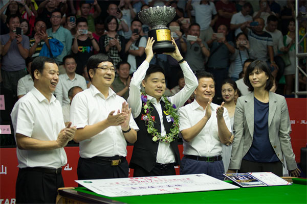 Дин Джуньху – победитель World Open 2017
